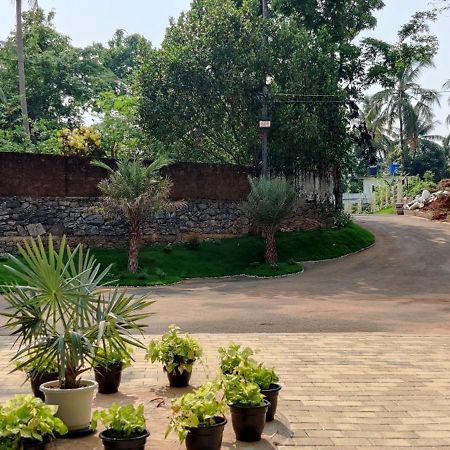Valluvanad Residency Perintalmanna Exterior photo