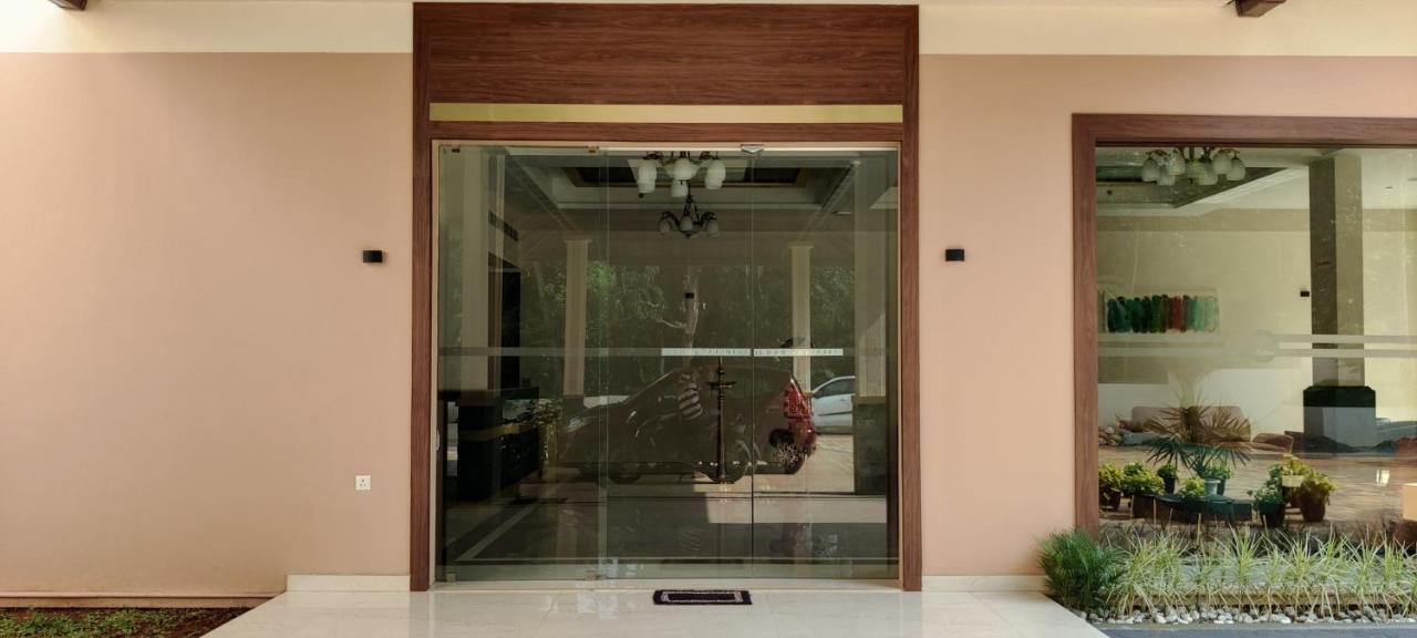 Valluvanad Residency Perintalmanna Exterior photo